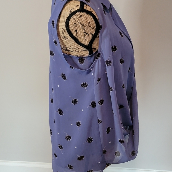 Cabi purple black two piece crossover top with shell - Picture 2 of 3